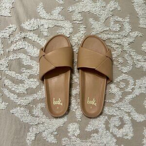 Beek Tori Leather Slip-On Sandals – Size 8